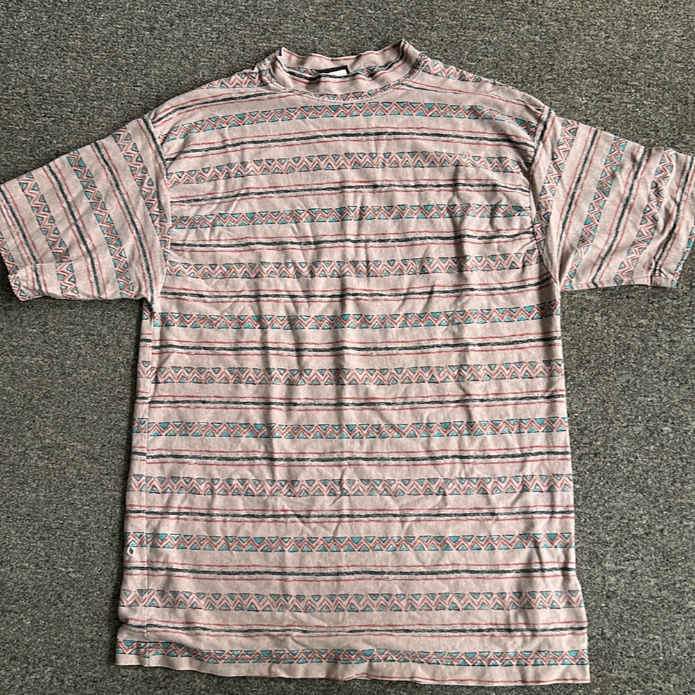 Maui Trading company, size x-large